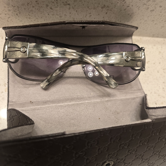 Gucci Women´s Black Sunglasses